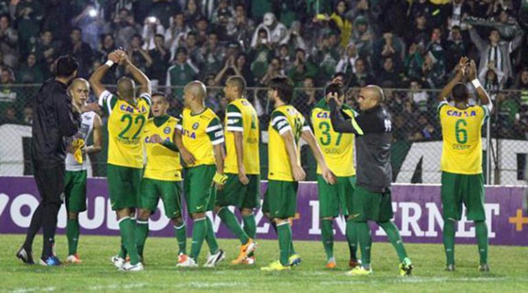 CBF confirma partida entre Coritiba e Vasco da Gama para a Vila Capanema