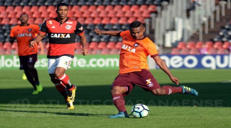Atlético faz jogo fraco e sofre derrota para o Flamengo no Ninho do Urubu