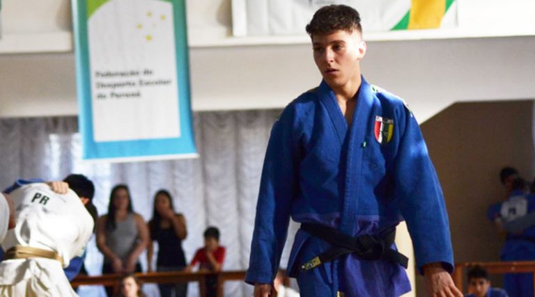 Atleta de Curitiba representa o Brasil no Sul-americano de Judô