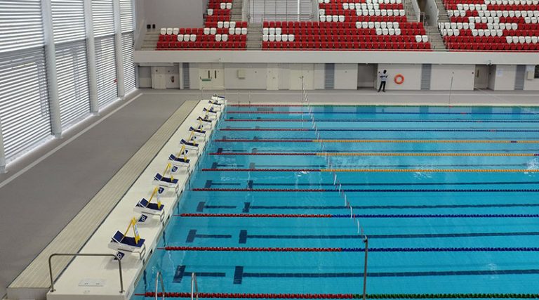 Atleta curitibana conquista prata e bronze na natação dos Jogos Paralímpicos Universitários