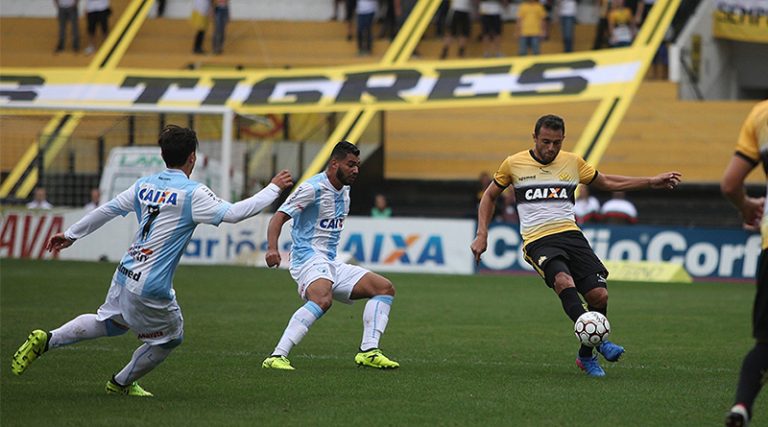 Após título da Primeira Liga, Londrina se distancia do sonho de acesso