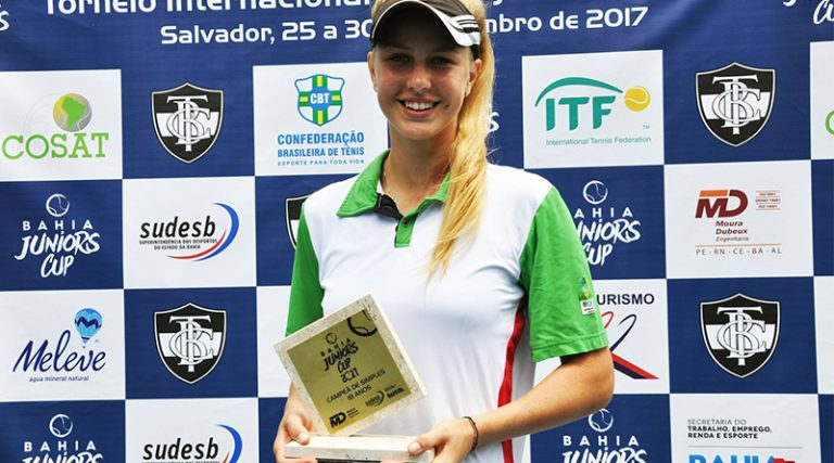 Tenista paranaense Nathália Gasparin fatura o Bahia Juniors Cup pela 1ª vez